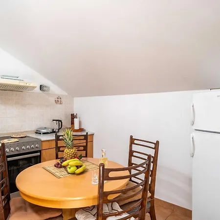 & Mara & Petrunjela - One Bedroom With Balcony And Sea View Cavtat