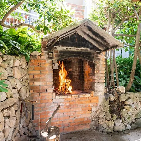 & Mara & Petrunjela - One Bedroom With Balcony And Sea View Apartmán