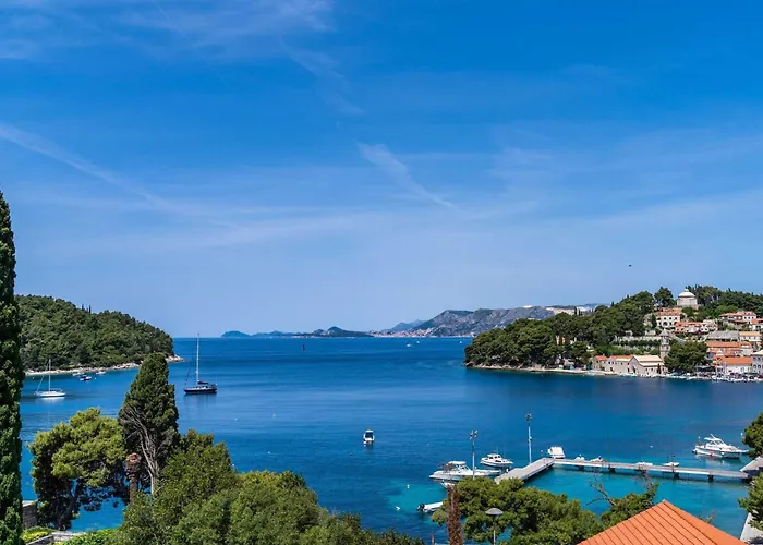 Daire & Mara & Petrunjela - One Bedroom With Balcony And Sea View Cavtat