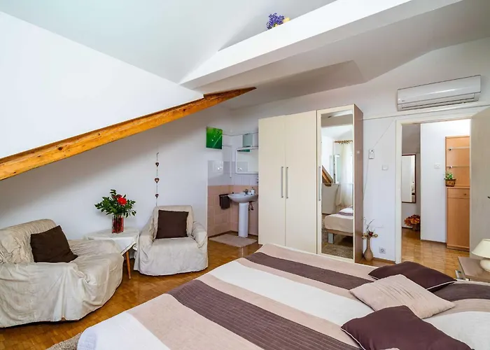 & Mara & Petrunjela - One Bedroom With Balcony And Sea View Apartament Cavtat